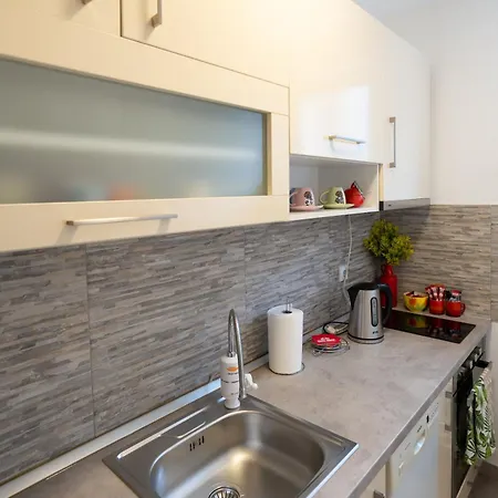 Cvetic Apartment *